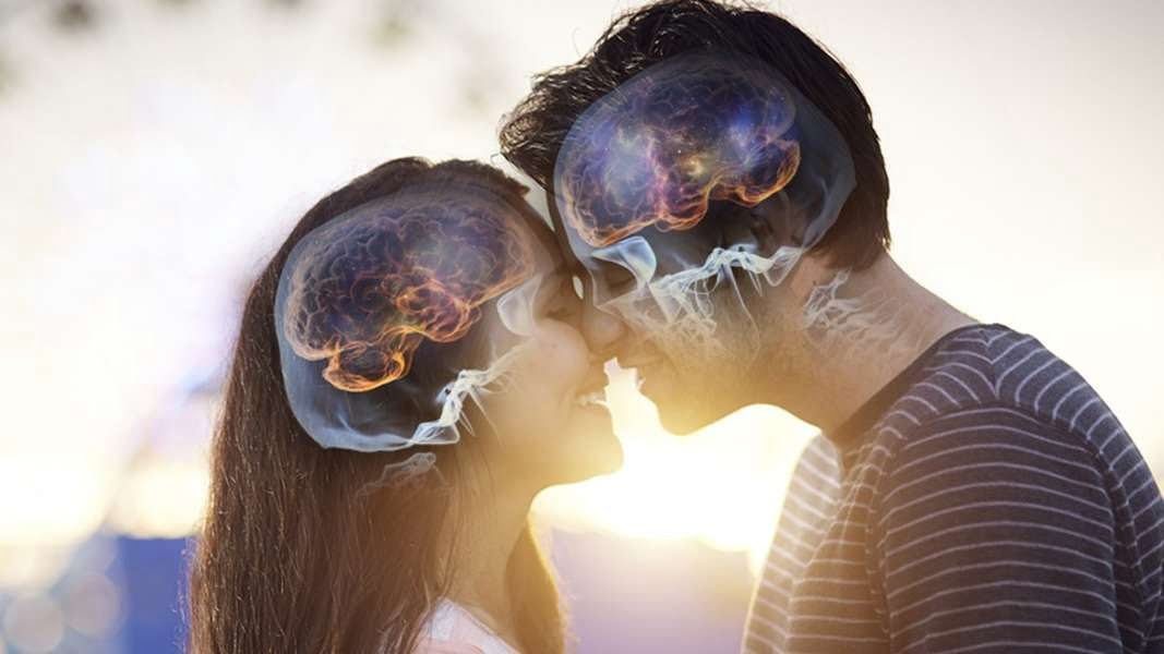 Oksitosin nedir? Neden aşk hormonu olarak bilinir? #7