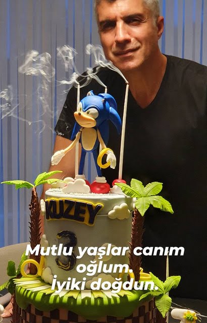 Özcan Deniz oğlu Kuzey'in doğum gününü tek başına kutladı #2